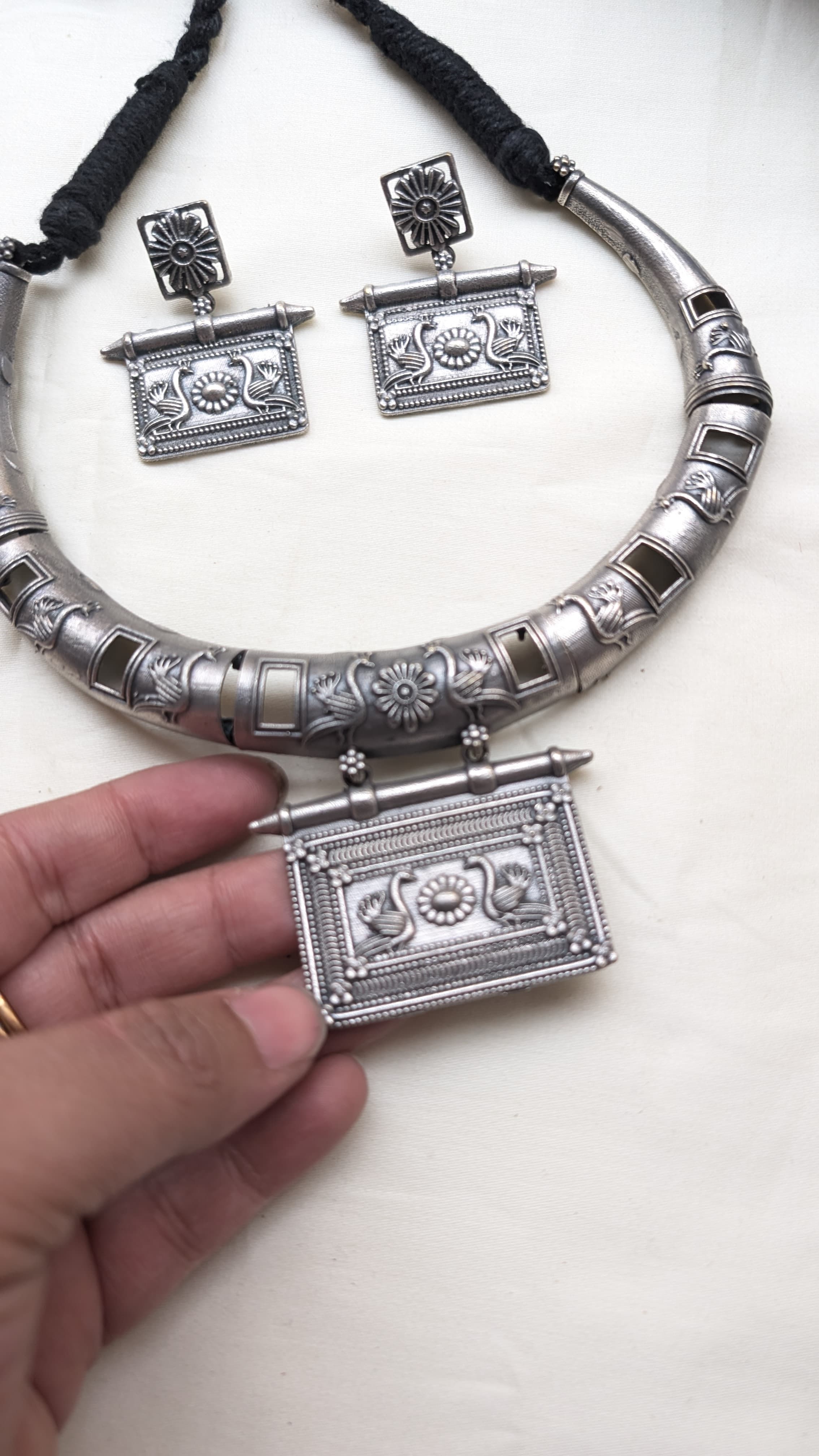 Designer Silver Replica Hasli Necklace Set