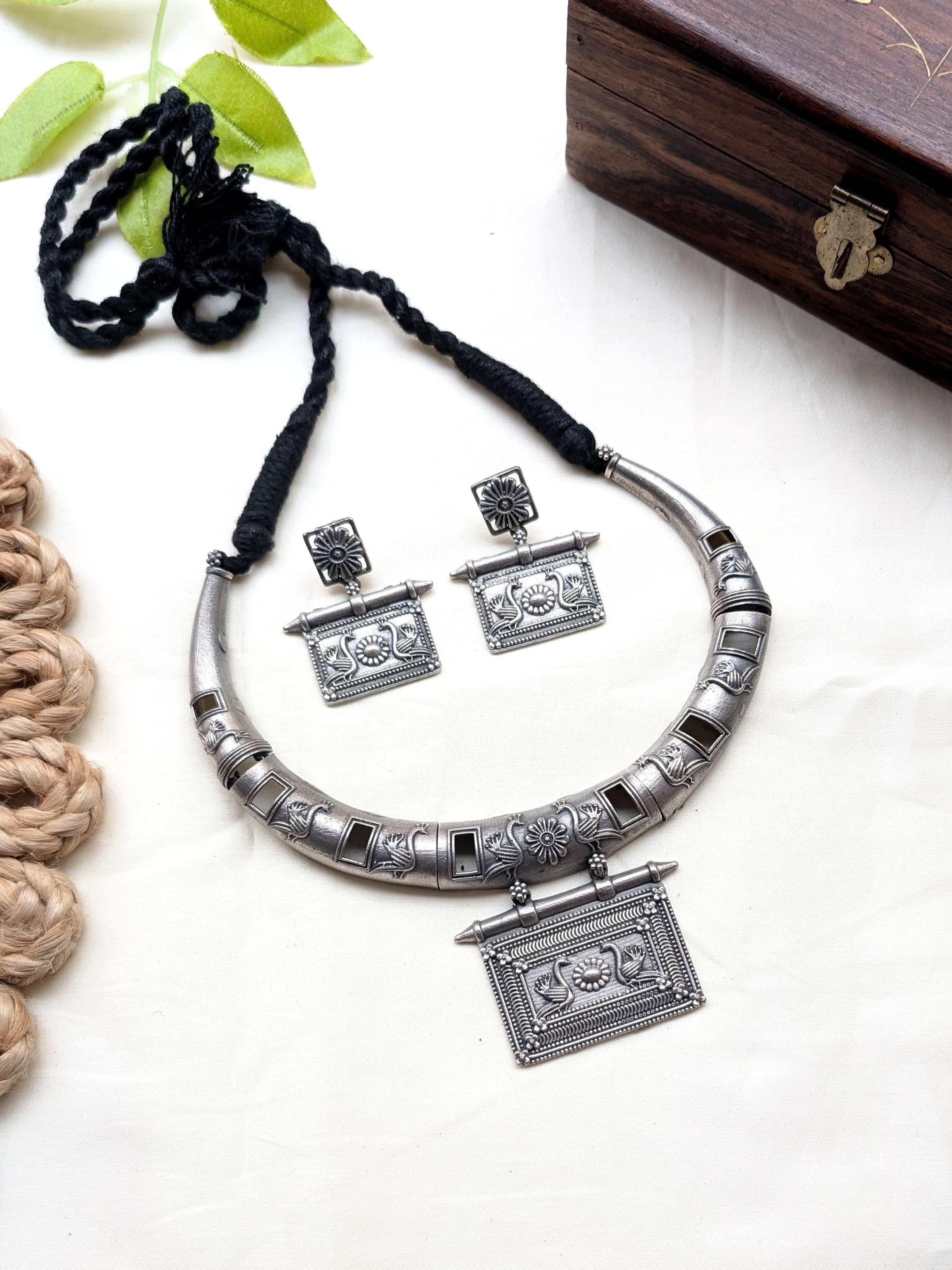 Designer Silver Replica Hasli Necklace Set