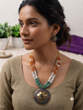 Tricolour Tibetan Pendant Uncut Beads Necklace Set