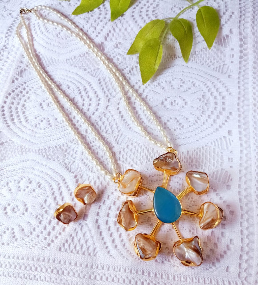 Elegant Fresh Water Pearl Pendant Set