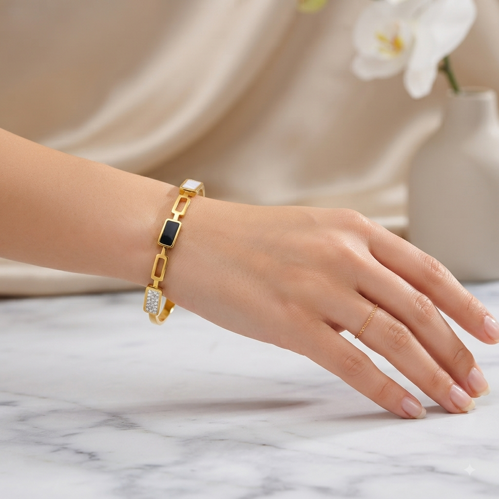 Anti Tarnish Openable Sleek Bangle